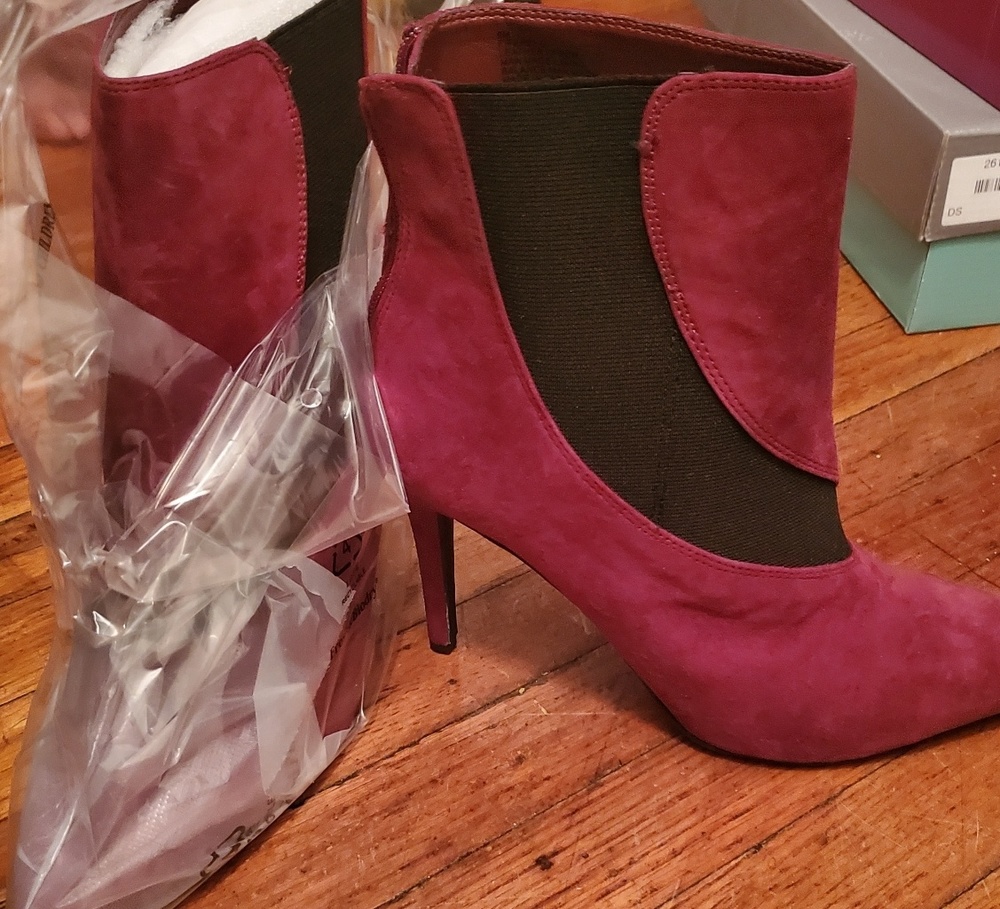 SHOES! SHOES! SHOES! Heels Booties Stilletos Boots